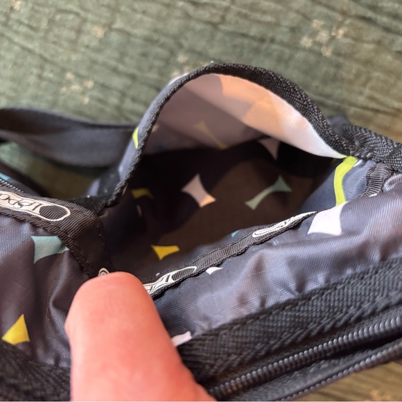 Lesportsac Gray and Blue Patterned Messenger Bag - Picture 9 of 9